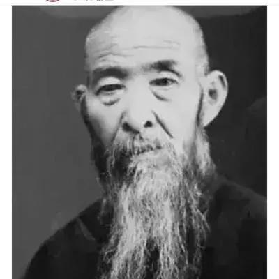 四两拨千斤是什么意思(四两拨千斤是什么意思现在)