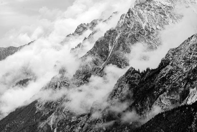 双子座是什么转世，十二星座是谁的转世（四大星座运气旺盛贵人多）