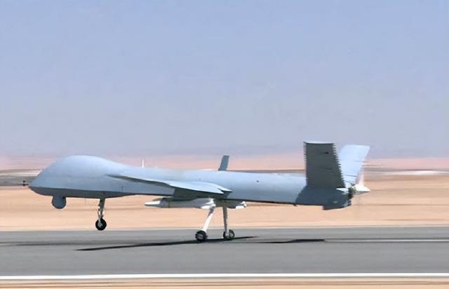 最高端隐身无人机“云影”，将在珠海航展展出（国产最强察打一体无人机亮相）