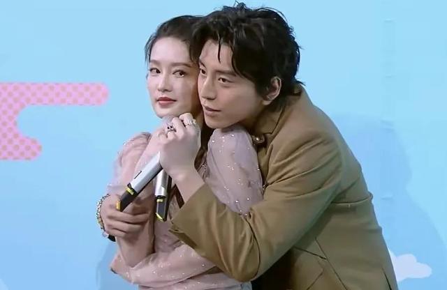 王晓晨泳装剧情照，王晓晨泳装（这些男星究竟是真敬业）