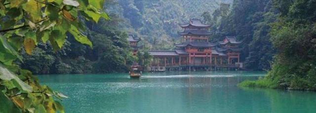 云南两日游的最佳攻略，云南大理两日游攻略（云南曲靖出发自驾2日游好去处攻略推荐）