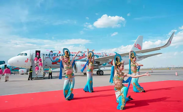 八月份适合去哪里旅游，8月份旅游去哪里好玩（甘肃推广发布“金九银十”八大旅游精品线路）