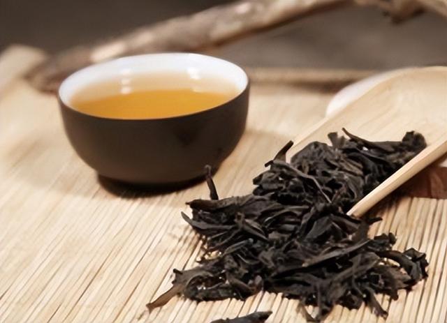 碧螺春的功效与作用，铁观音的功效与作用（一年四季应喝什么茶）