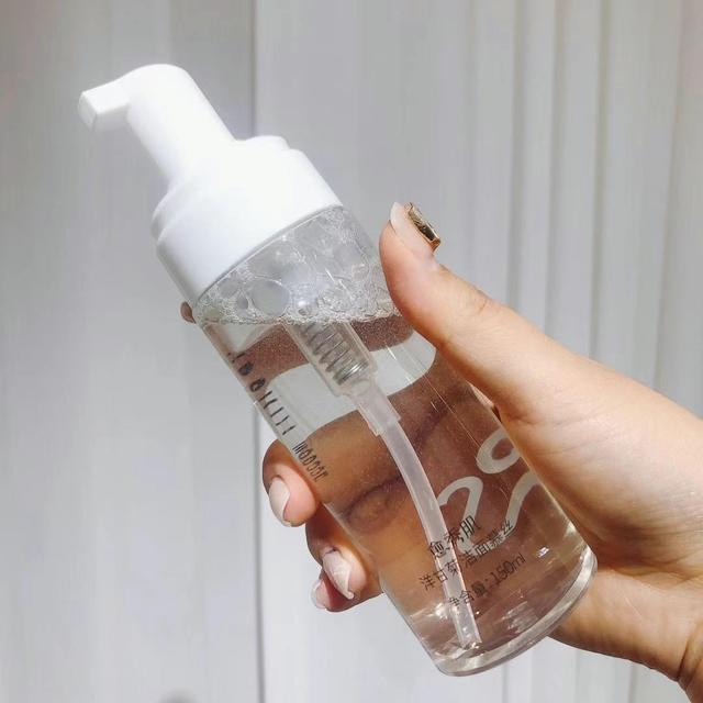 旁氏洗面奶好吗，旁氏洗面奶为什么便宜（平价洗面奶红榜：珂润温和）