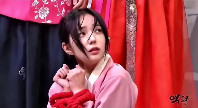 韩国最美十位女星，2023年韩国最美的10大女星