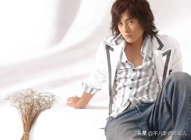 大帅哥头像!超帅微信，大帅哥头像!超帅（10位港台长发男星）