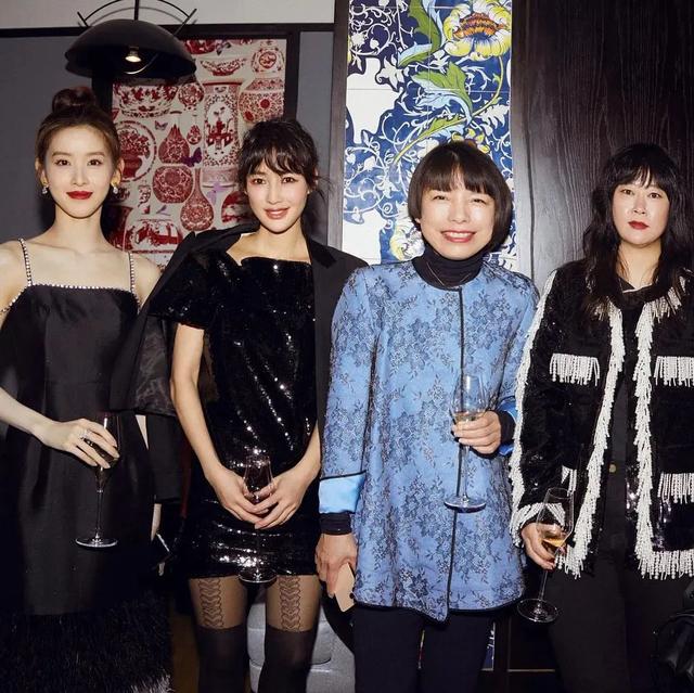 杨振宁与翁帆有孩子吗，杨振宁与翁帆结婚16年（当年28岁嫁给8旬老人的翁帆）