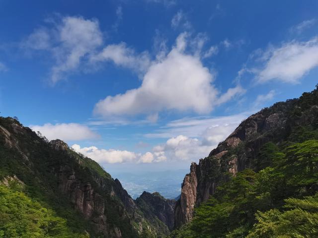宏村旅游攻略，宏村旅游线路图（黄山风景区-宏村三天两晚旅游攻略）