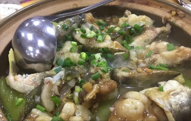 水芋头腌制方法，腌制芋头的方法（一片叶子可以做一盘菜）