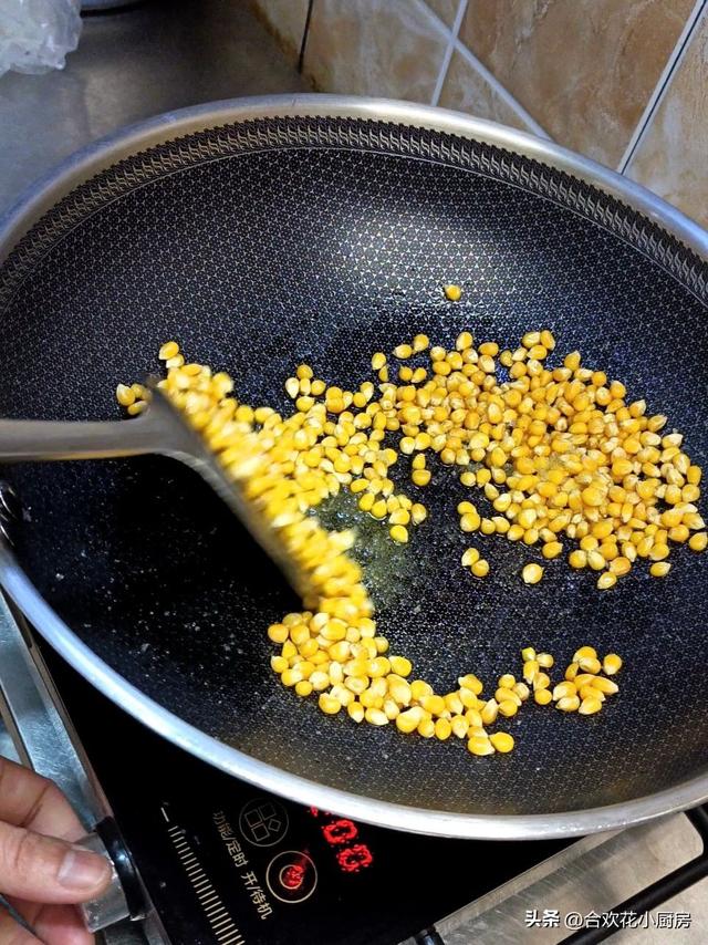 怎么做爆米花好吃又脆又香，追剧休闲小零食爆米花