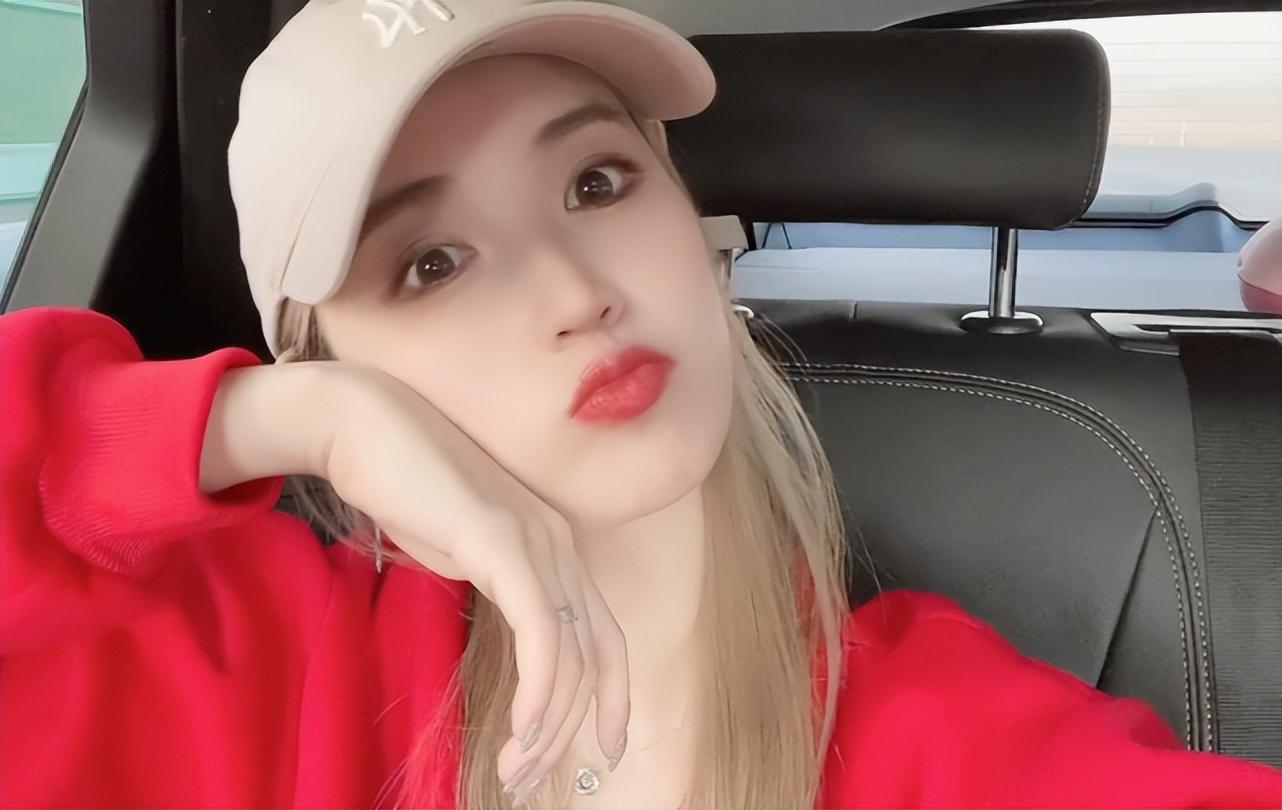 马容(马蓉晒视频秀近况) - 火句子