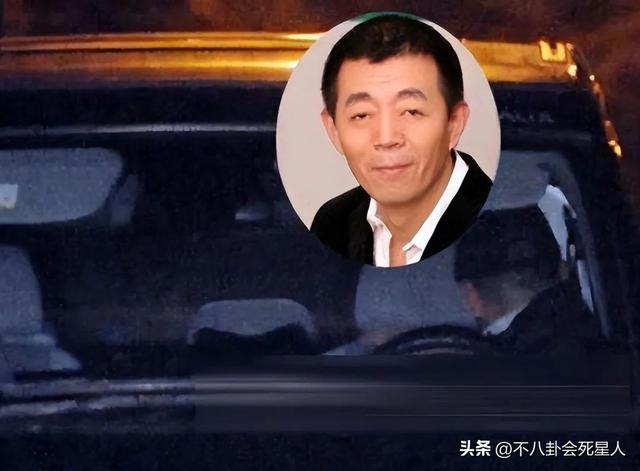 车震是什么意思，男的如何自己解决生理问题（夜宿、激吻、车震门、周一见）