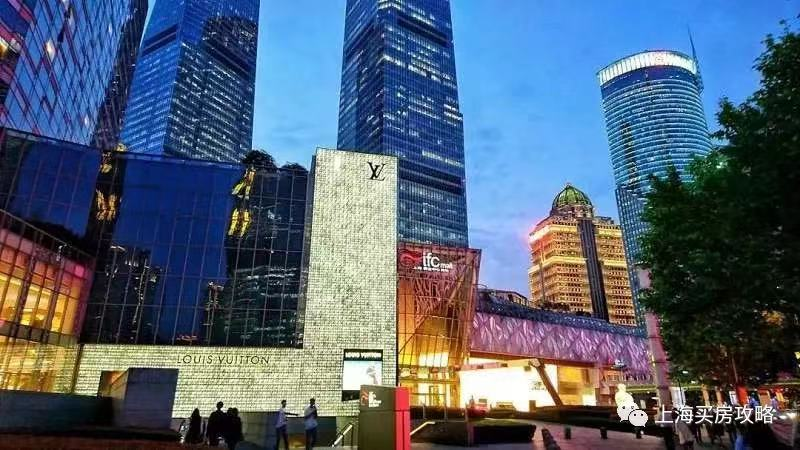 上海打折商场有哪些（上海前十商场排名榜）