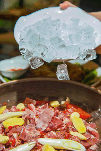 自制冰块的做法，自制冰沙的做法（用“冰”打造爽口菜肴）