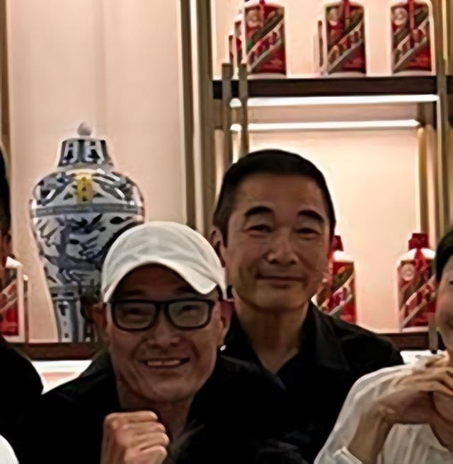 香港男演员老戏骨，三十年代香港十大男星（莫少聪罕露面发福变化大）