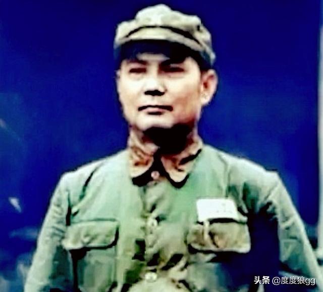 八路军参谋长是谁，八路军三个师长是谁（1949年为何是林彪下级）