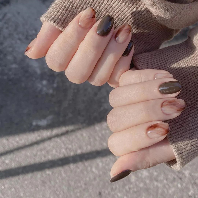 美甲，美甲美睫培训学校学费多少（开春画上这些“美甲”样式图片）