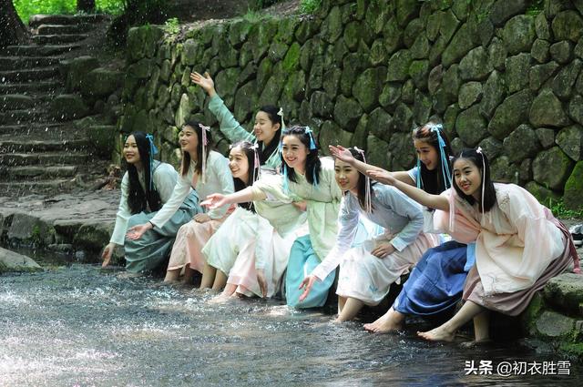 带三的诗句，带春的诗句飞花令100句（三月三日明丽美诗五首）