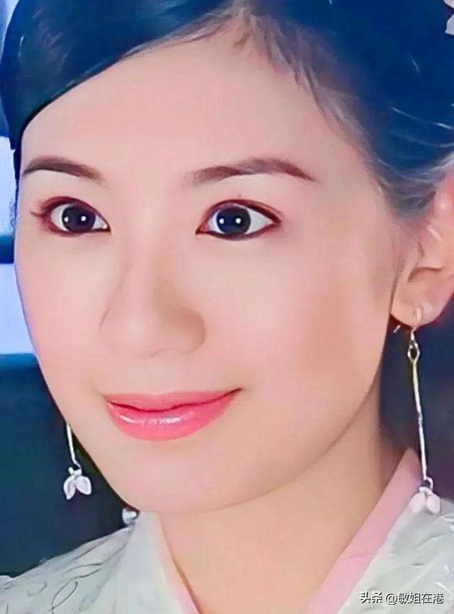 贾静雯惊艳古装造型，太美了