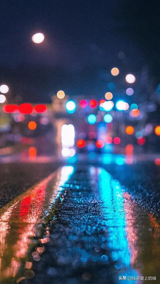 深夜致自己的说说，深夜伤感说说致自己（深夜写给自己的晚安说说）