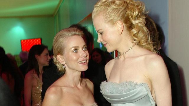 关于欧美著名艳星的信息，好莱坞两位顶流女星惊爆同性绯闻