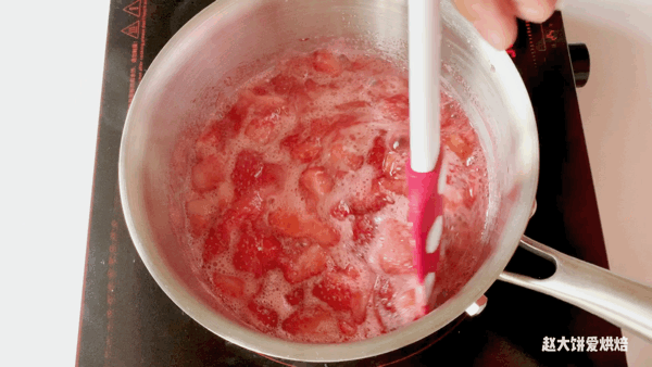 怎样做生日蛋糕，怎样做生日蛋糕的奶油（不用花钱订蛋糕）