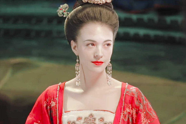 山口百惠 杨贵妃，山口百惠究竟是不是杨贵妃的后代（日本知名女星山口百惠）