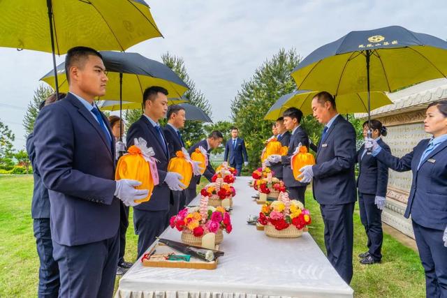 红十字会副会长王军，最美志愿服务社区推荐材料（生命之光 让爱延续）