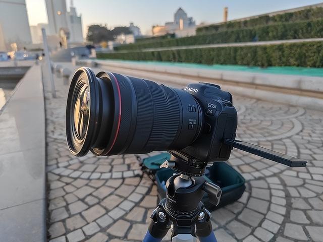 入门级的微单相机哪个好，佳能全画幅微单应该如何选择