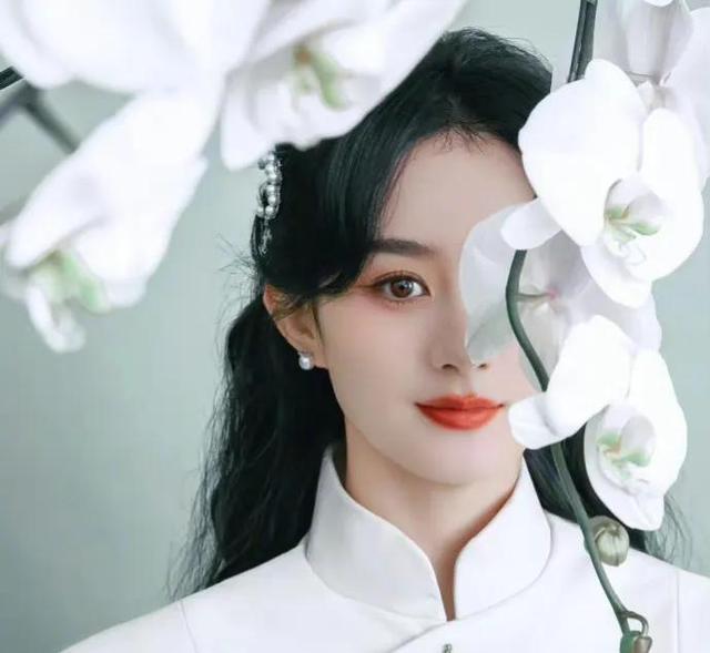 明星美女排名2020最新排名，明星美女图片微信头像（娱乐圈“人气女明星排行榜”）