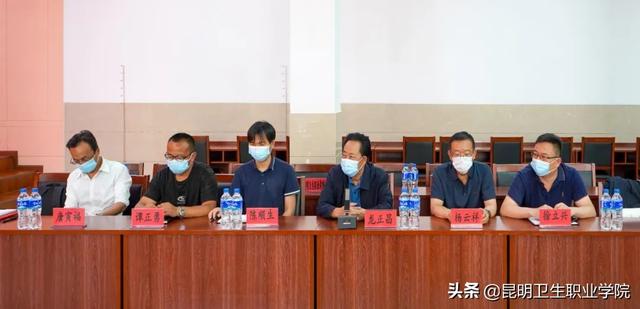 昆明卫生职业学校，昆明卫生职业学院专业介绍（昆明卫生职业学院与宣威云峰医院深度合作签约仪式举行）