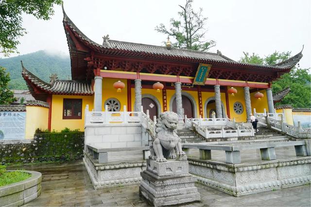 江西十大适合中老年人旅游的地方是什么，江西适合老年人去的旅游景点（拥有世界唯一的富硒温泉）