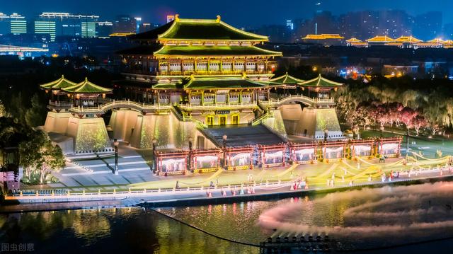 评价最高的十部架空历史小说完本，推荐完本后仍在巅峰的十本历史小说