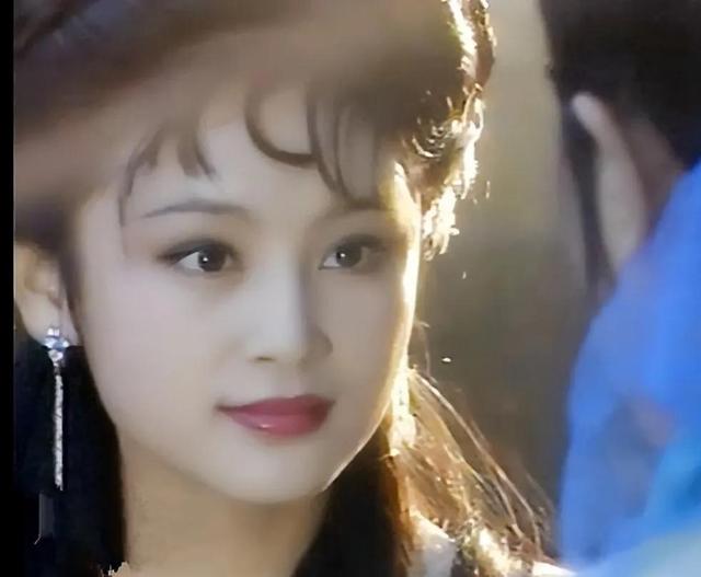 世界上最美的眼睛，世界上最美的眼睛长什么样子（星星般的眼眸里有星辰大海）