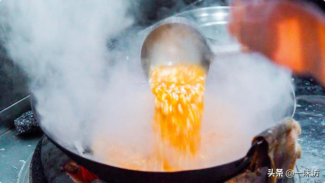 西红柿疙瘩汤懒人做法，开胃爽口疙瘩均匀Q弹