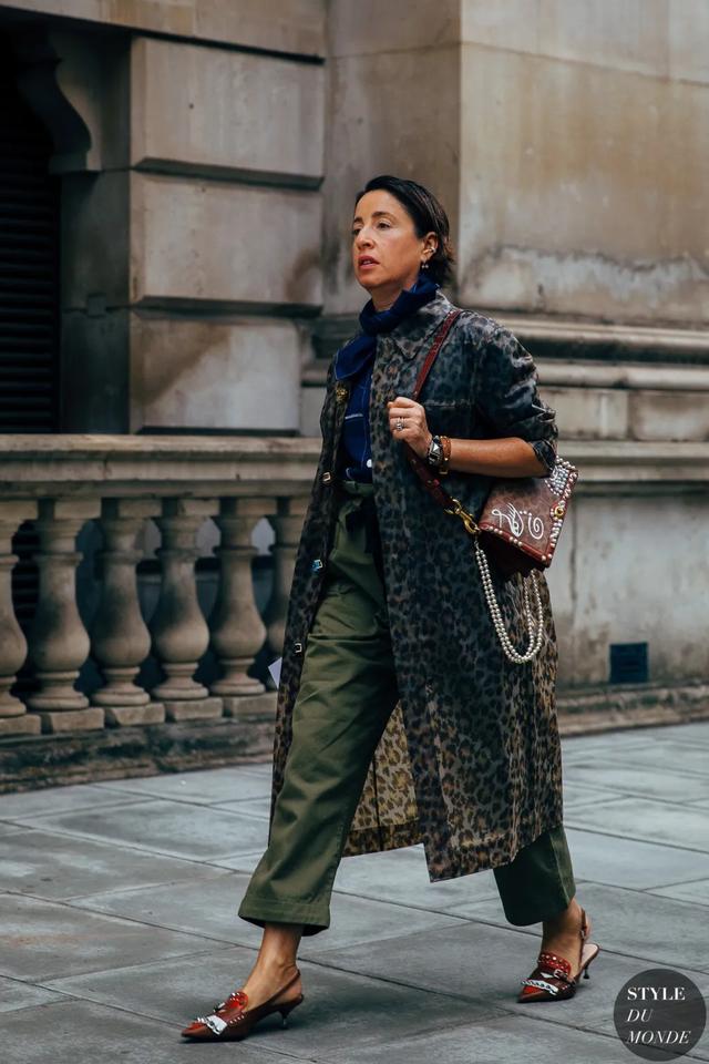 工装裤搭配禁忌,女士工装裤搭配上衣图(工装裤没那么好穿:3个点避雷) 工装裤搭配禁忌,女士工装裤搭配上衣图(工装裤没那么好穿:3个点避雷)