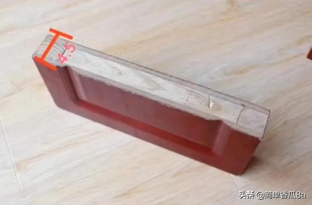 碳晶门是什么材质，碳晶门和实木门哪种更耐用（才知道木门该如何选择）