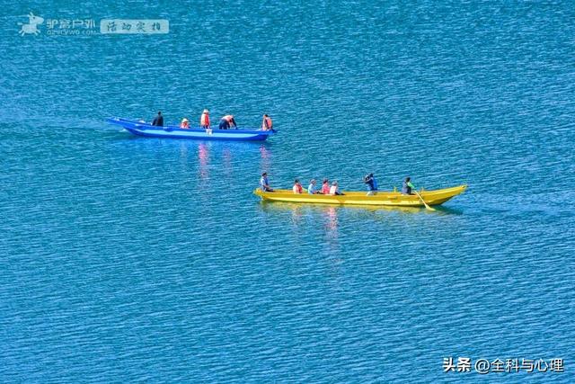 泸沽湖的海藻花几月份去最好，夏日云南美景可不止一点点