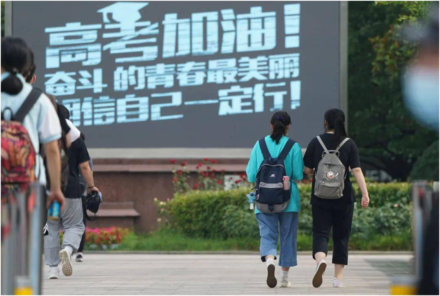 考古学并非冷专业，考古系学啥（学完就后悔的大学专业）