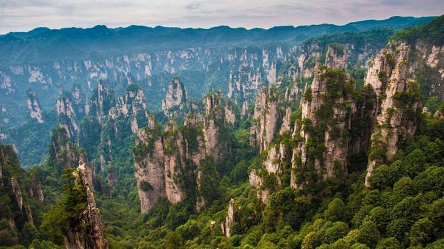 名胜古迹的地方有哪些，哪些地方是中国十大名胜古迹（中国最出名的7大风景名胜）