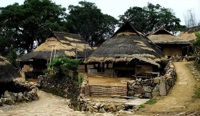 民族的主要特征是什么，民族特征属于什么（但你知道他们最具特色的建筑特色是什么吗）