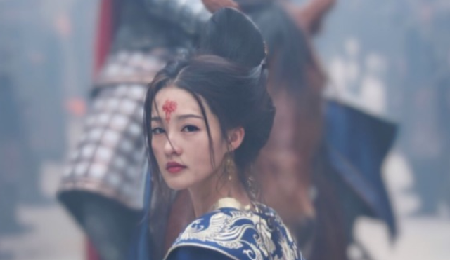 “一脸苦相”的6位女星，五官凑在一起，越看越丧，可惜了