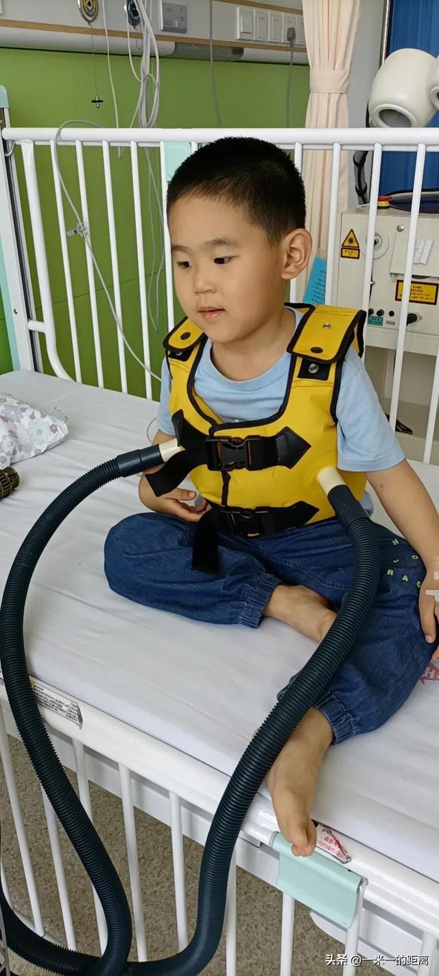 婴儿睡觉时呼吸急促，婴儿睡觉呼吸急促怎么办（呼吸急促喘不上来气我惊慌失措）