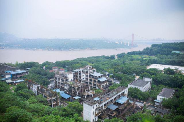 黄河捞尸人，黄河捞尸人捞死尸图片（用烟味掩盖身上的“尸臭”）