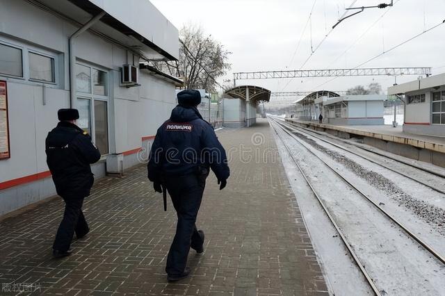 专科警校出来干什么，专科警校出来可以当警察吗（变成体制内人员的概率大吗）