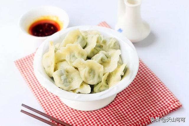 鸡肉可以做什么馅的饺子，鸡肉能做什么馅饺子（一口下去全是营养）