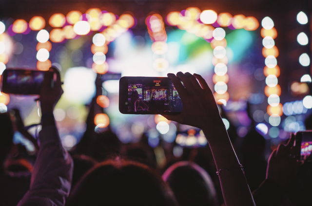 张震岳的《玩乐令》 歌词，张震岳的《玩乐令》（阿那亚，怎么住）