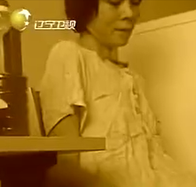 我的肚子是这样的，我的肚子是这样的作文（09年广东女子挺55公斤巨肚图片）