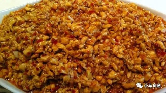 川味红烧肥肠怎么做，川味红烧肥肠的家常做法大全（这些做法值得大家参考）