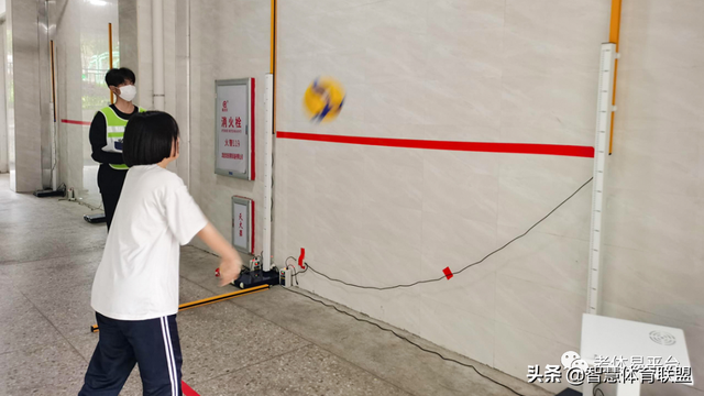 篮球怎么选，篮球什么牌子的质量和手感好（中考体育“三大球”选择有啥讲究）